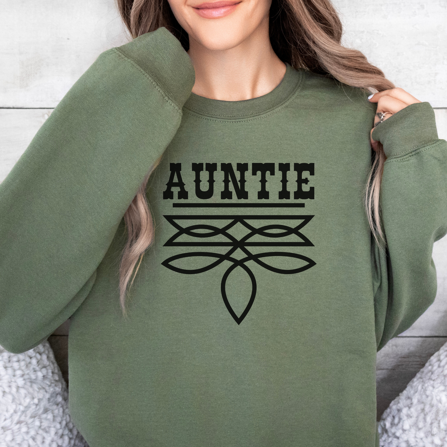 Auntie Sweater | Boot Stitch Text | Sweatshirt