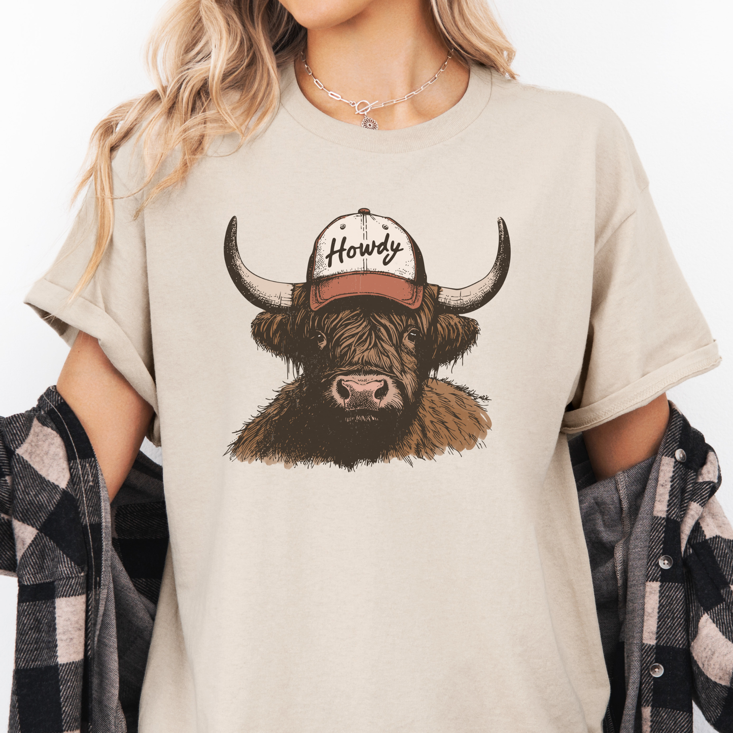 Howdy Cow | Vintage Cowgirl | T-shirt