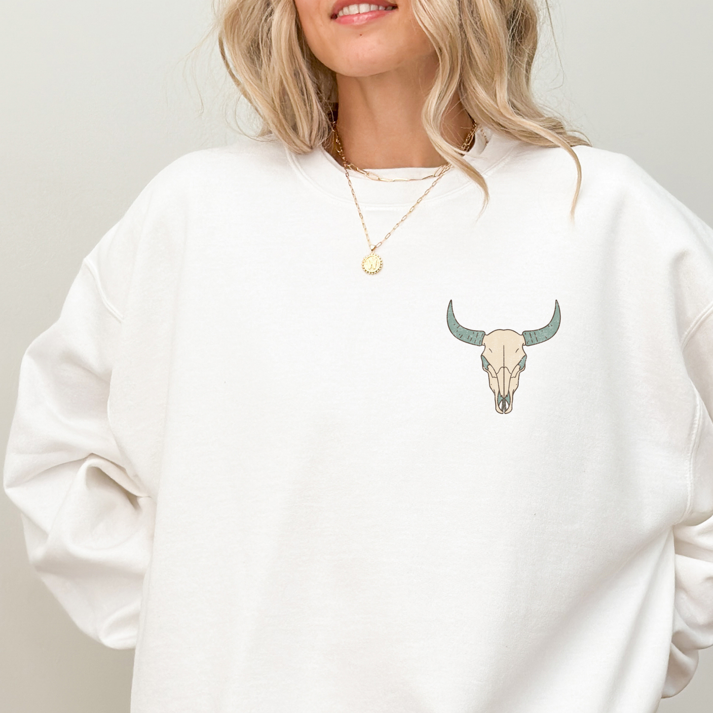 Howdy Tee | Sweatshirt | Wild West Vibes