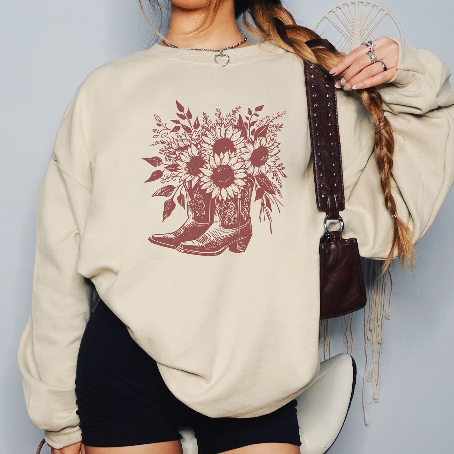 Sunflower Boots | Vintage Cowgirl | Sweatshirt