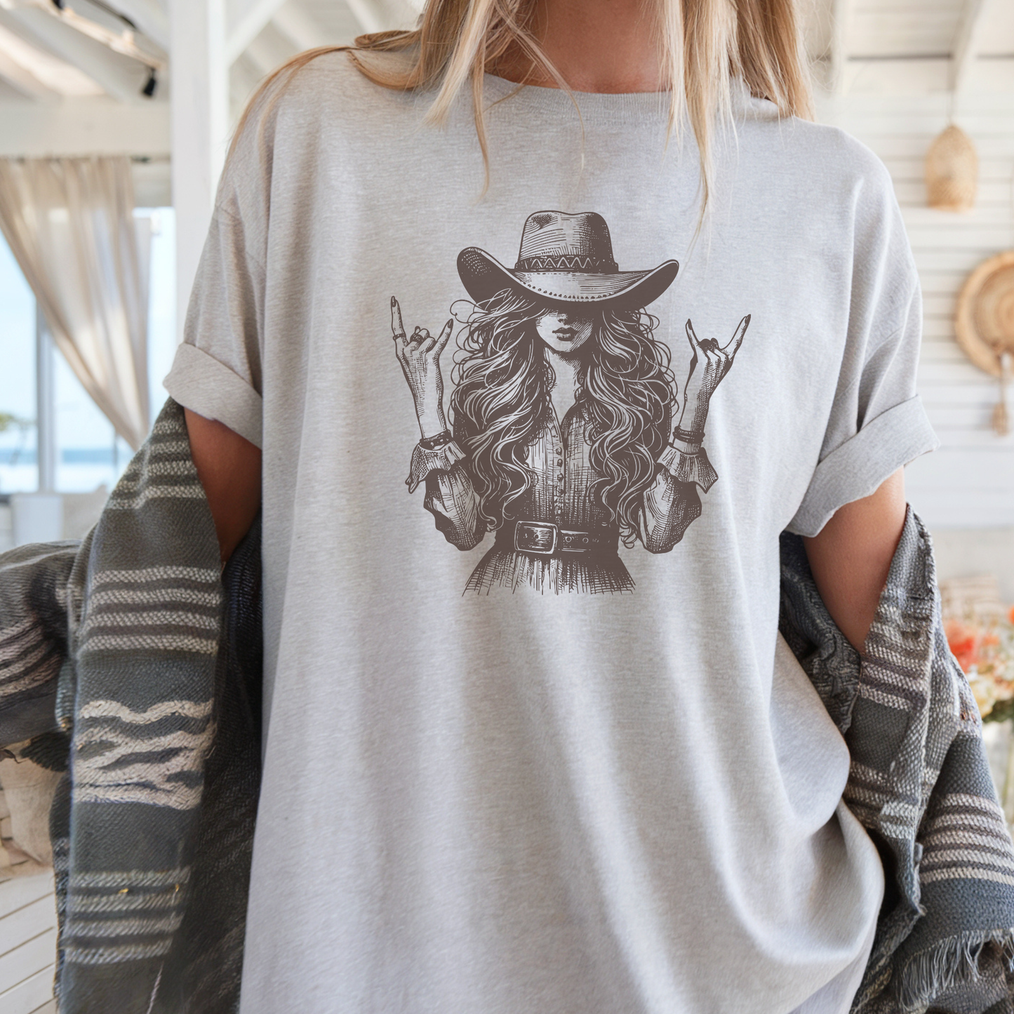 Cowgirl Tee | Vintage Cowgirl | T-shirt