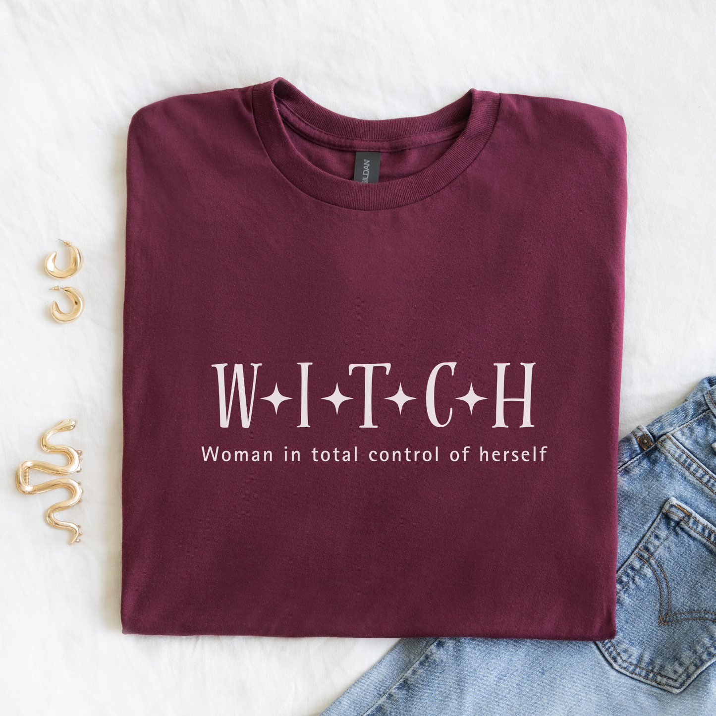 W*I*T*C*H | Halloween | T-shirt