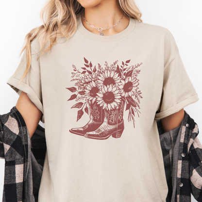 Sunflower Boots Tee | Vintage Cowgirl | T-shirt