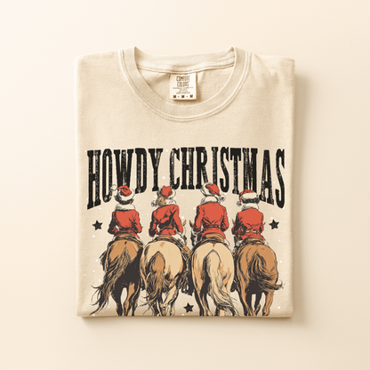 Howdy Christmas | Christmas Cowgirl | T-shirt