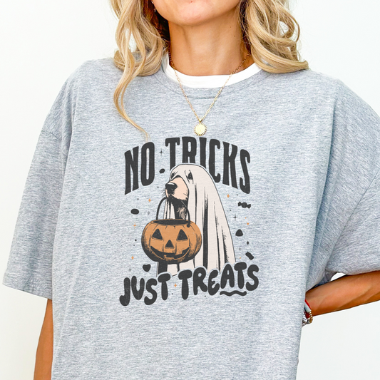 No Tricks, Just Treats | Halloween | T-shirt