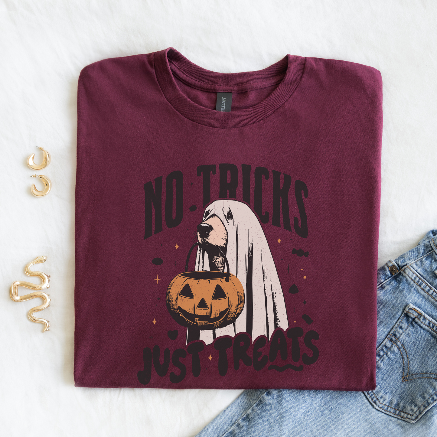 No Tricks, Just Treats | Halloween | T-shirt