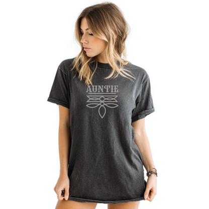 Auntie Tee | Boot Stitch Text | T-shirt