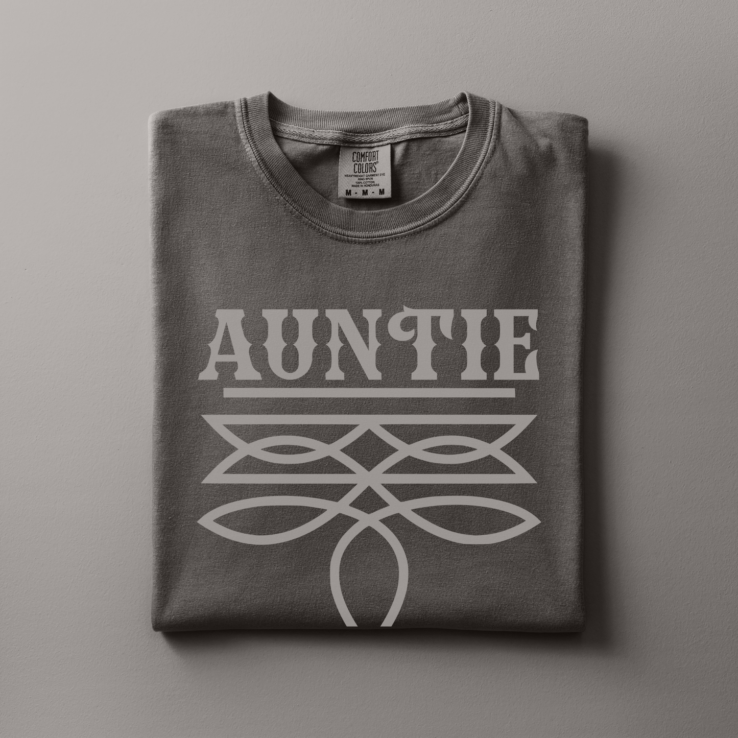 Auntie Tee | Boot Stitch Text | T-shirt