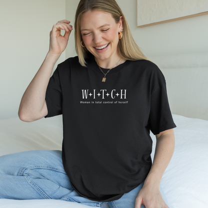 W*I*T*C*H | Halloween | T-shirt